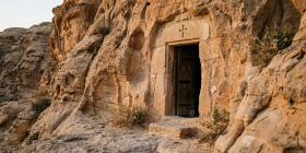 Caves cells and the science of monastic life