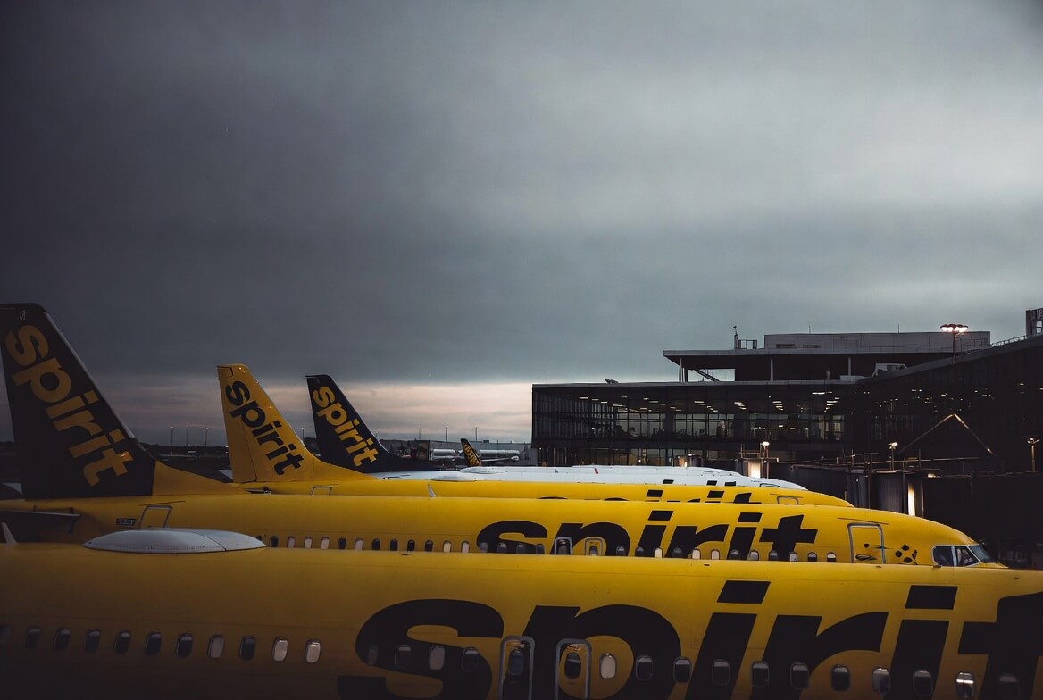 Spirit Airlines collapses and strands travelers